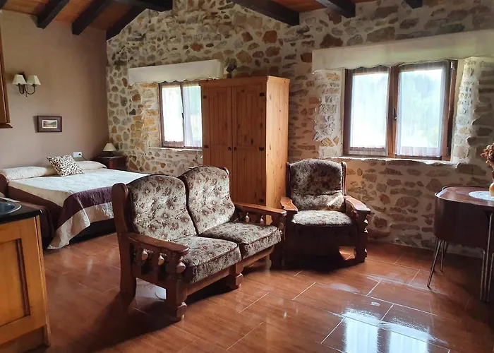 Apartamentos Rurales Larrago